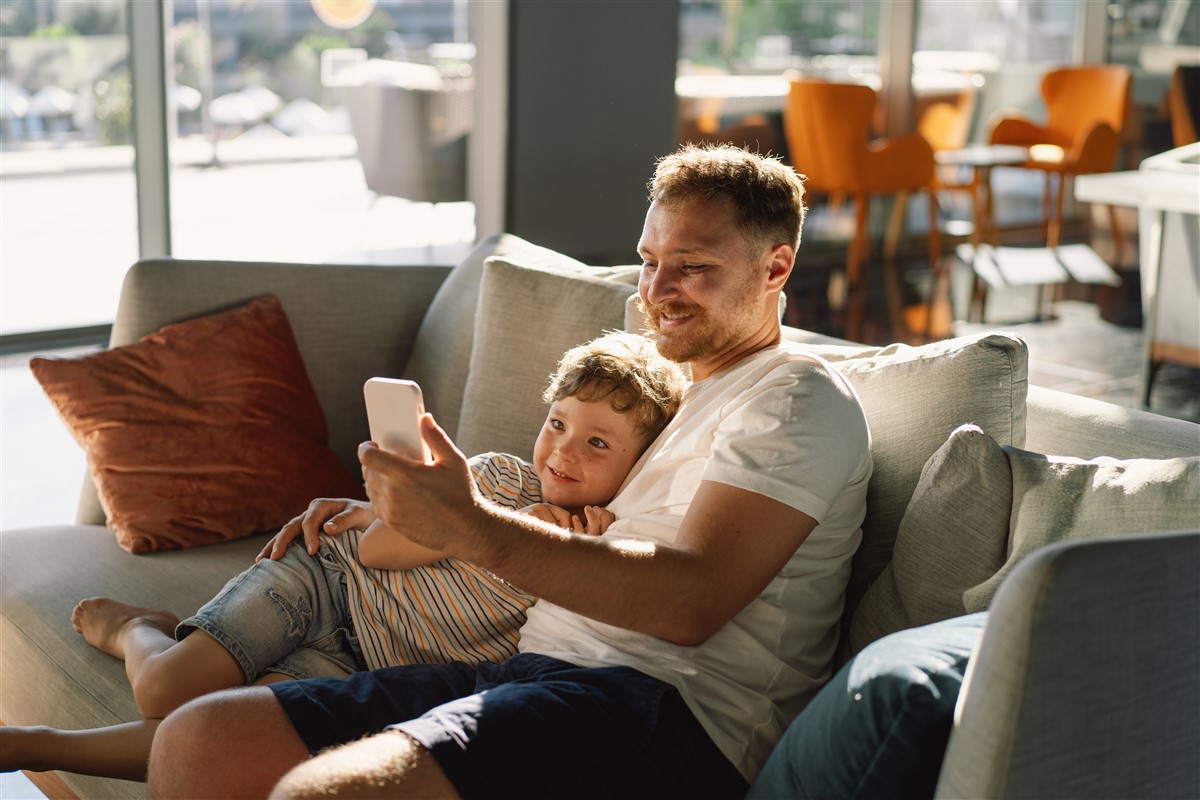 Surveiller le téléphone portable de son enfant